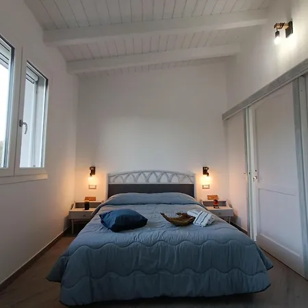 Moon - Con Bagno Privato E Spazi Comuni Con Altri Ospiti * クアルトゥ・サンテーレナ