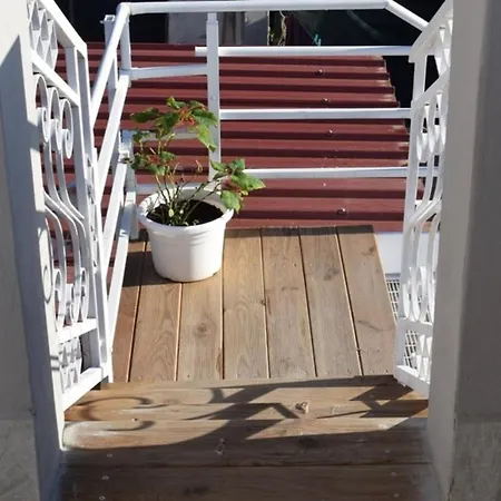 Moon - Con Bagno Privato E Spazi Comuni Con Altri Ospiti クアルトゥ・サンテーレナ