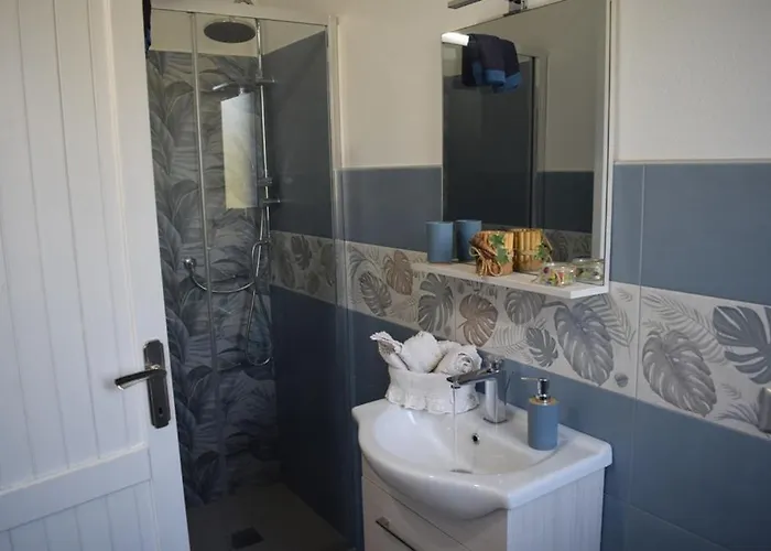Moon - Con Bagno Privato E Spazi Comuni Con Altri Ospiti Vendégház